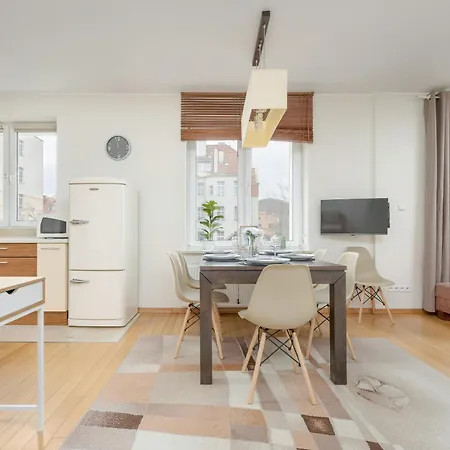 Heart Of Spacious By Renters Daire