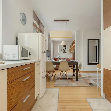 Heart Of Spacious By Renters * Sopot